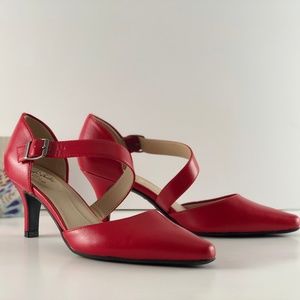 lifestride red pumps